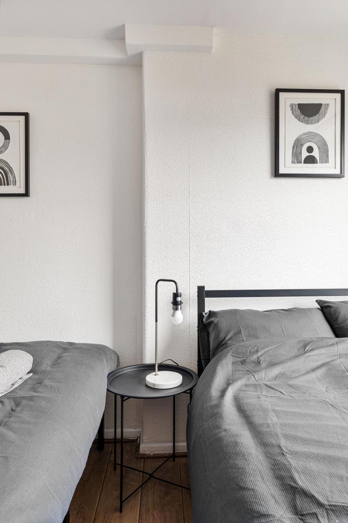 Sleek Shoreditch Hideout - 2 Bed Gem With Balcony In Central London Exterior photo