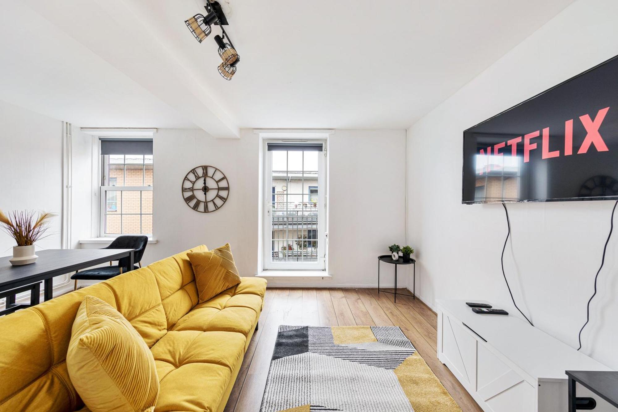 Sleek Shoreditch Hideout - 2 Bed Gem With Balcony In Central London Exterior photo